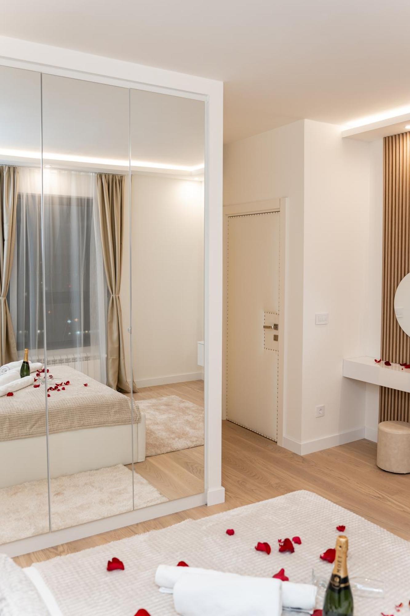 Apartamento Sinfonia Lux Belgrado Exterior foto