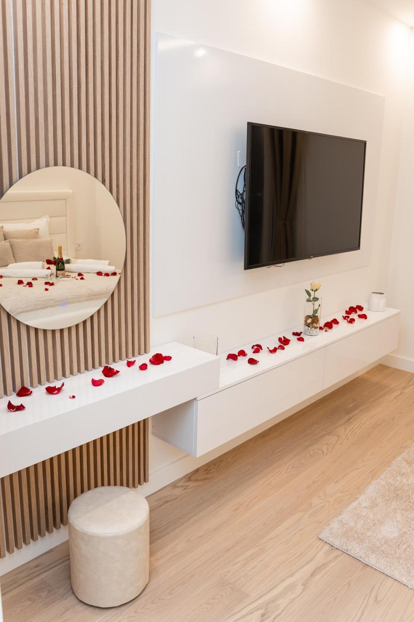 Apartamento Sinfonia Lux Belgrado Exterior foto